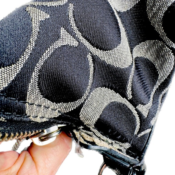 Package of 3 Coach HOBO- black Black/lavender crossbody. Red Patent wristlet - Picture 10 of 16